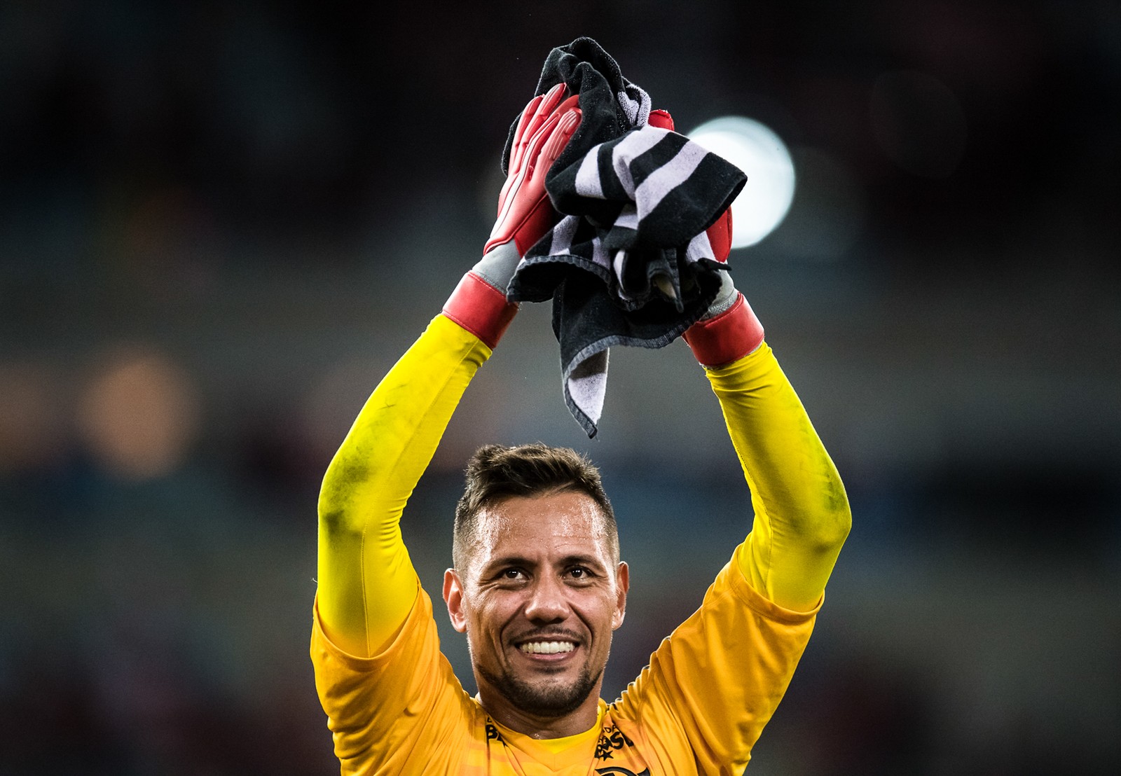 Personalidade de sobra e protagonismo: Diego Alves passa a limpo 21