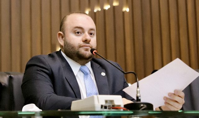 Bomba: surgimento de nova facção criminosa que mistura religião evangélica e tráfico de drogas é denunciada na Aleam 4 16 FAUSTO JR. MDB NOVA FACcaO CRIMINOSA