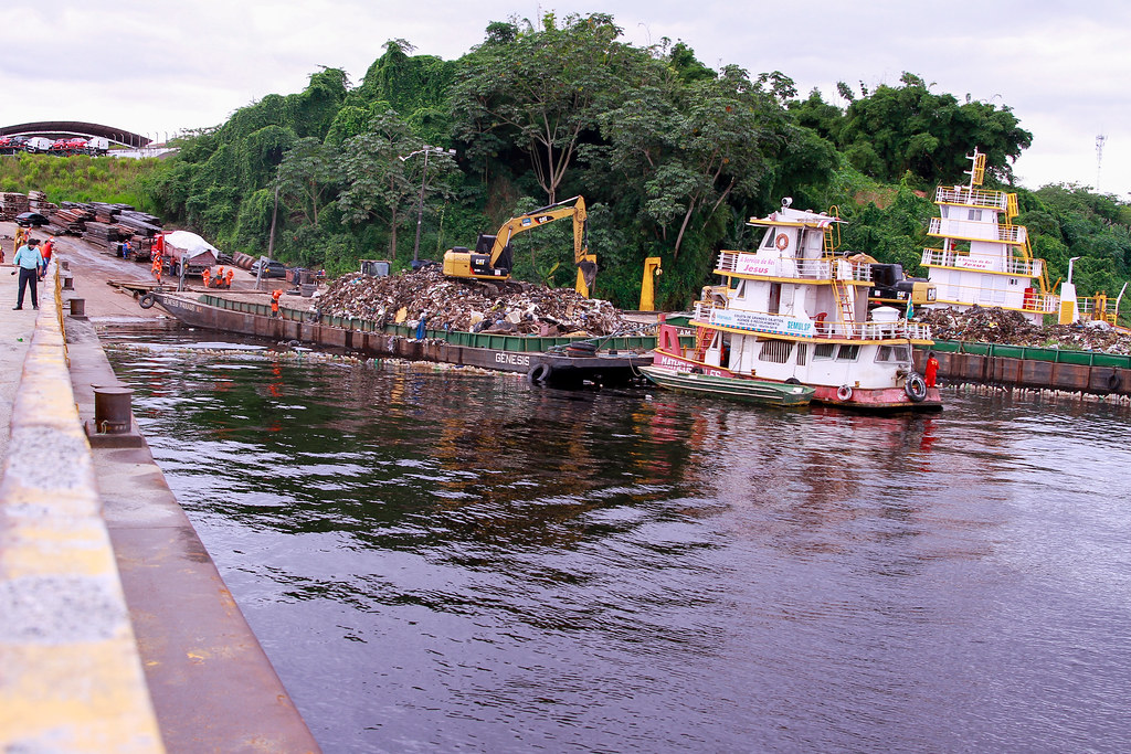 Em 30 dias, cerca de 600 toneladas de lixo são retiradas da encosta da orla do rio Negro em Manaus 7 51181990482 6b7dfa4e3c b