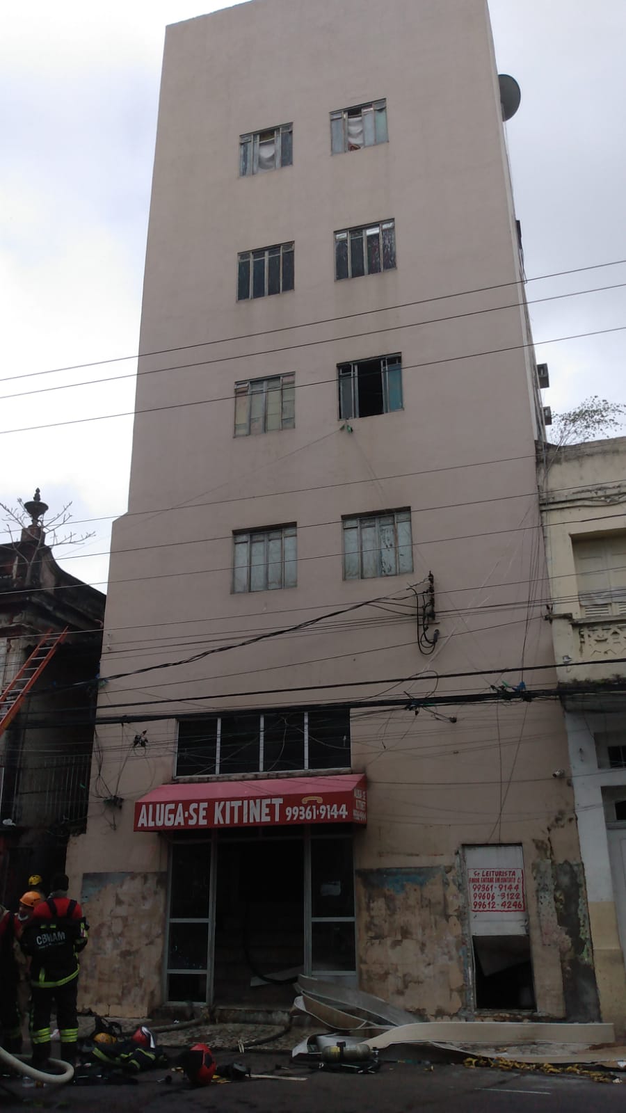 Vídeo: prédio no Centro de Manaus é atingido por incêndio neste sábado 1 60cf6b4c 036e 4365 a684 3285aae3dad9