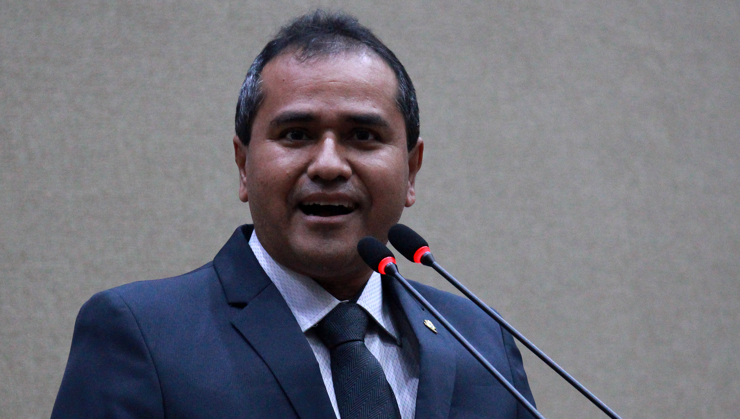 Cobrança abusiva da taxa de esgoto de concessionária da capital é denunciada na CMM 1 DANIEL VASCONCELOS PSC ROBERVALDO ROCHA 1