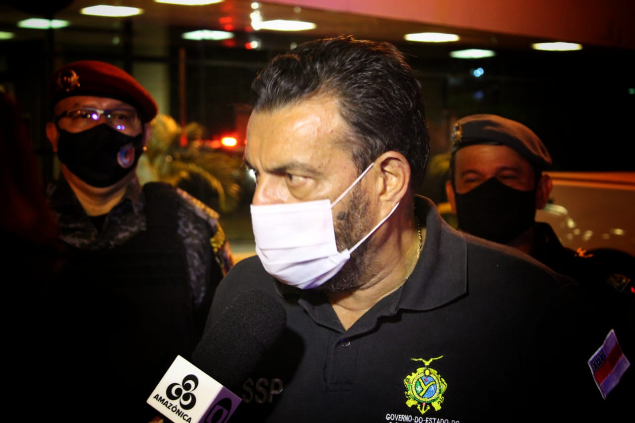 Policiamento é reforçado no bairro Compensa com ação ‘Pronta Resposta’ 1 SSP AM 2 1 1