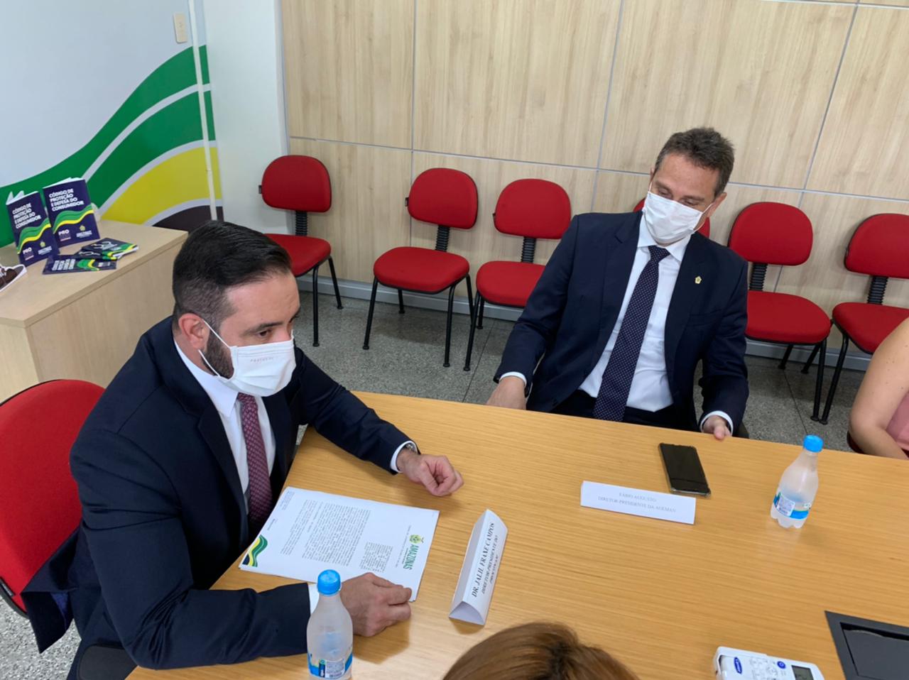 Convênio entre Prefeitura e Procon-AM reforça fiscalização dos serviços públicos e protege usuários 2 Convênio entre Prefeitura e Procon-AM reforça fiscalização dos serviços públicos e protege usuários
