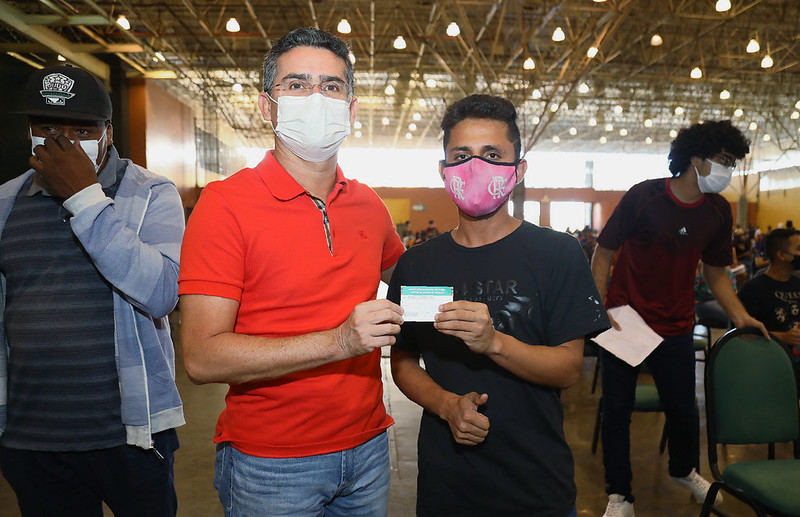 Covid-19: mais de 1 milhão de pessoas já foram imunizadas com a primeira dose da vacina, em Manaus 2 Covid-19: mais de 1 milhão de pessoas já foram imunizadas com a primeira dose da vacina, em Manaus