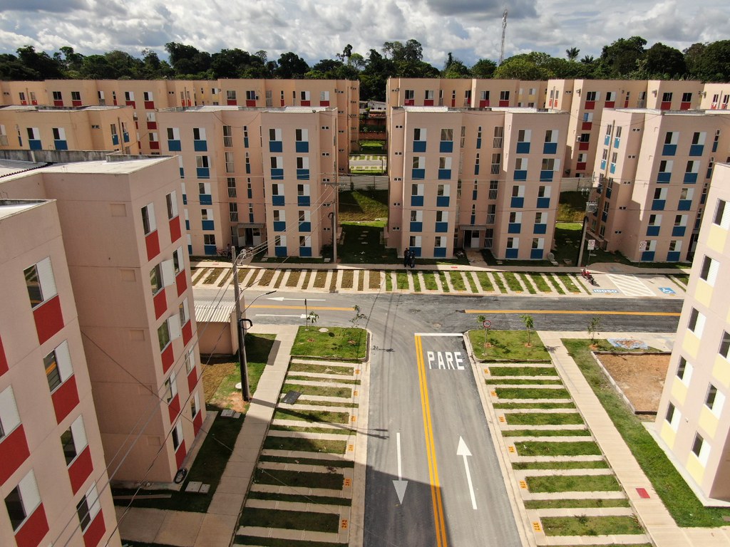 Sorteados do Manauara 2, programa habitacional da Prefeitura de Manaus, vão assinar contratos com a Caixa 5 Sorteados do Manauara 2, programa habitacional da Prefeitura de Manaus, vão assinar contratos com a Caixa