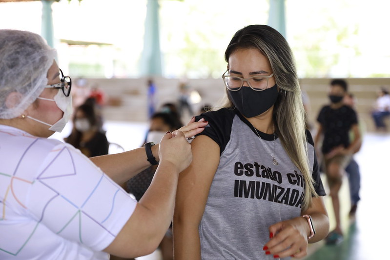 Sete pontos de vacinação da Prefeitura contra a Covid-19 funcionam neste sábado, em Manaus 2 Sete pontos de vacinação da Prefeitura contra a Covid-19 funcionam neste sábado, em Manaus