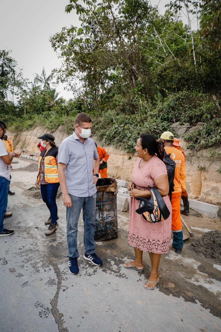 No final de semana, vice-prefeito fiscaliza obra de drenagem no conjunto João Paulo 2 1 No final de semana, vice-prefeito fiscaliza obra de drenagem no conjunto João Paulo 2