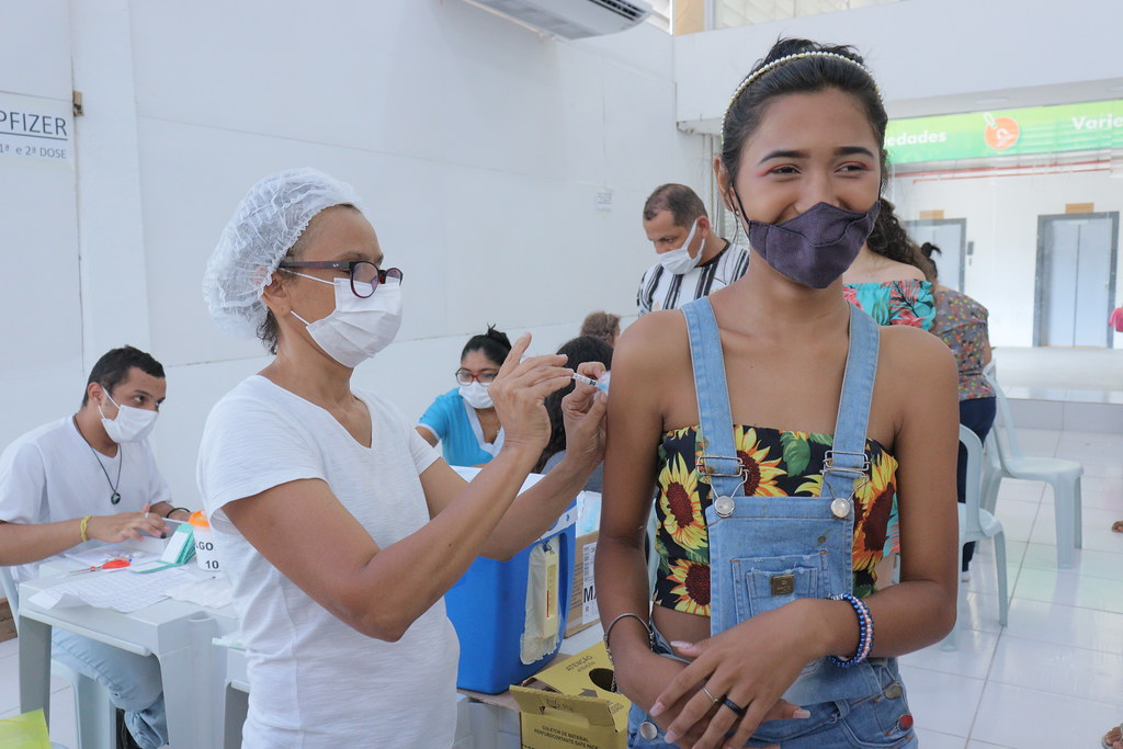 Em Manaus, mais de 100 mil adolescentes foram vacinados contra a Covid-19 em cinco dias de atendimento da Saúde municipal 4 Em Manaus, mais de 100 mil adolescentes foram vacinados contra a Covid-19 em cinco dias de atendimento da Saúde municipal