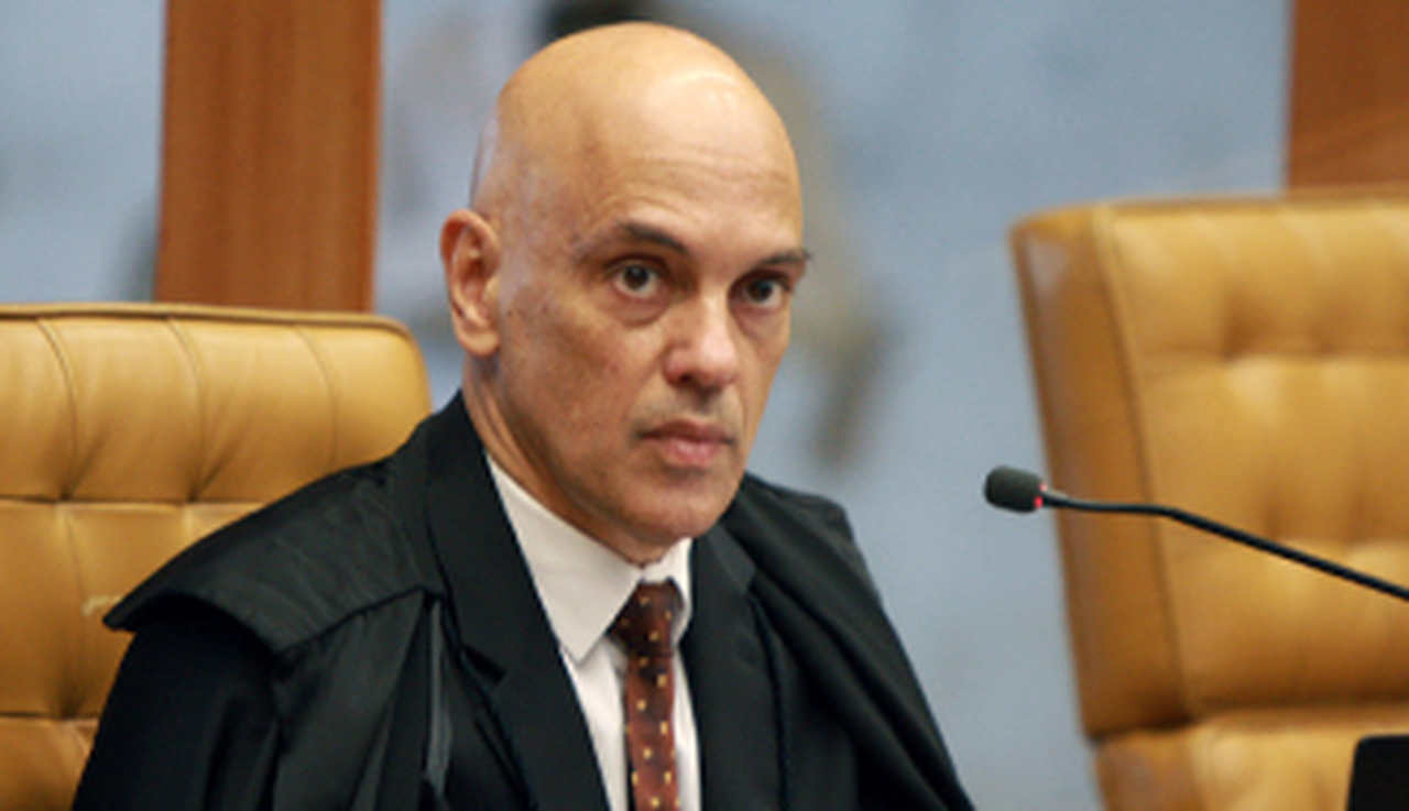 Ministro Alexandre de Moraes decreta prisão preventiva de Roberto Jefferson 1 Ministro Alexandre de Moraes decreta prisão preventiva de Roberto Jefferson