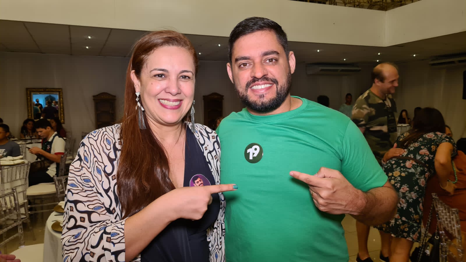 Ao lado de apoiadores, André Zogahib e Kátia Couceiro encerram campanha para a Reitoria da UEA 2 Ao lado de apoiadores, André Zogahib e Kátia Couceiro encerram campanha para a Reitoria da UEA