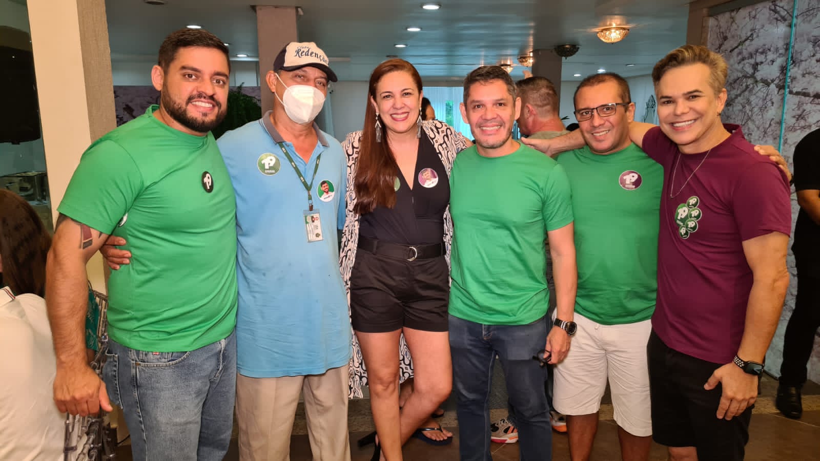 Ao lado de apoiadores, André Zogahib e Kátia Couceiro encerram campanha para a Reitoria da UEA 1 Ao lado de apoiadores, André Zogahib e Kátia Couceiro encerram campanha para a Reitoria da UEA