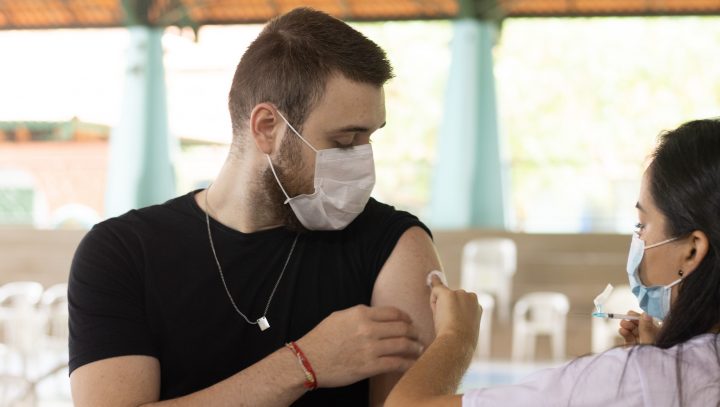 Vacinação contra a Covid-19 terá 51 pontos de atendimento nesta semana